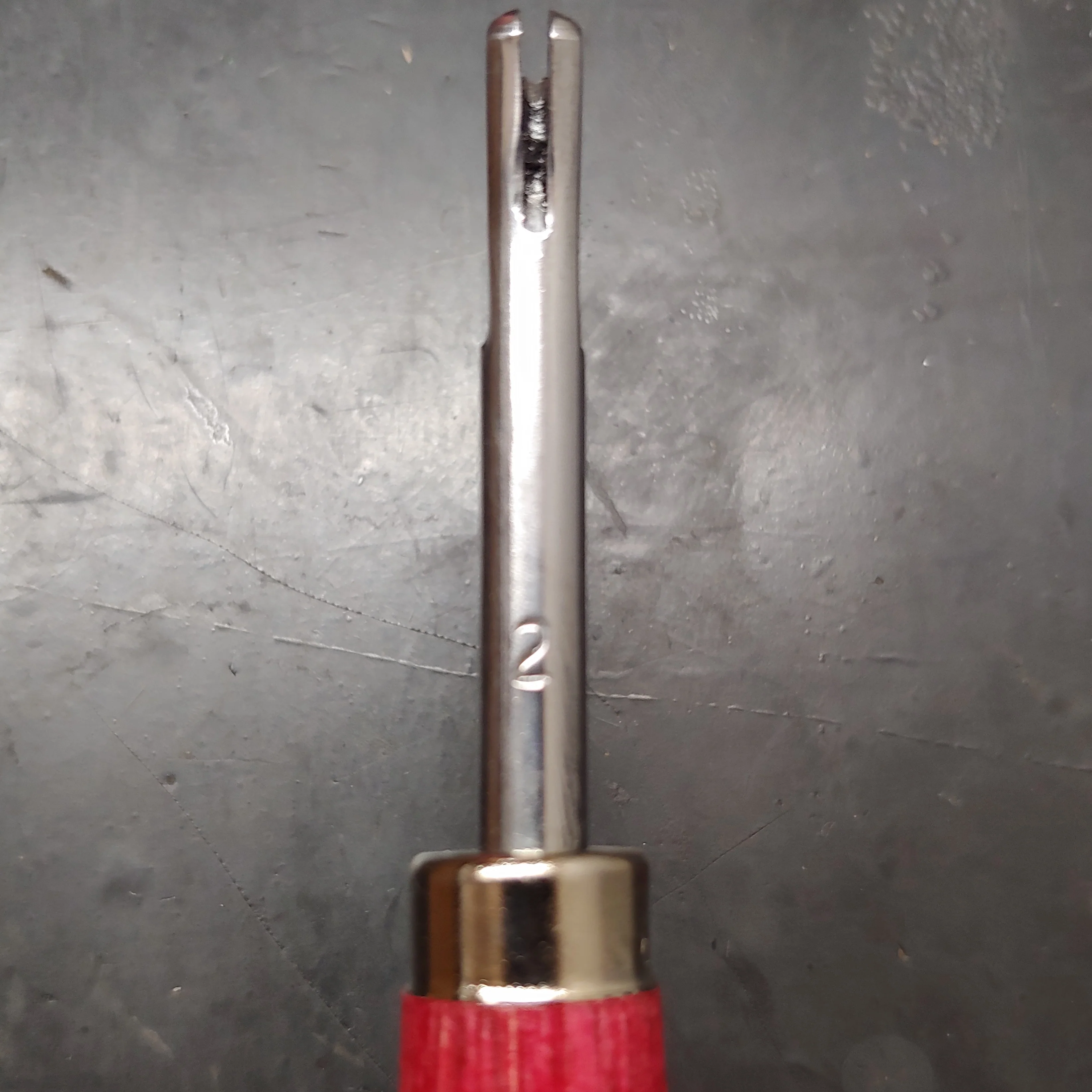 C.S. Osborne Edge Tool 1/16" Width (127-2) - Image 2