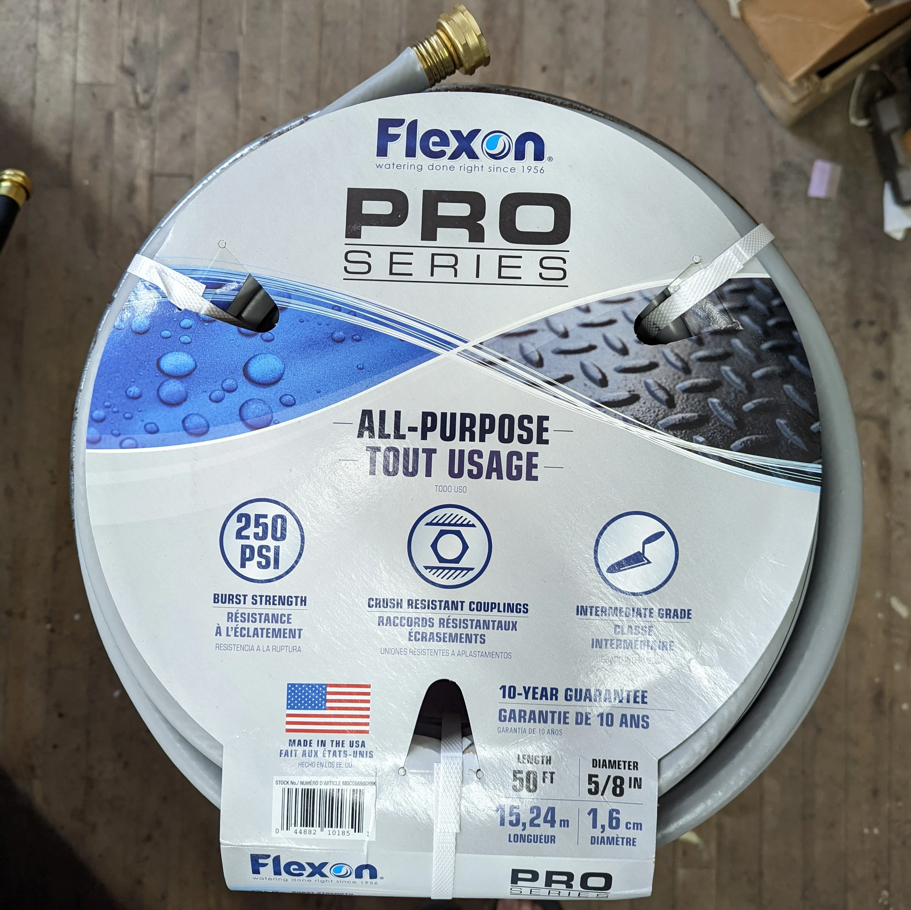 Contractor Grade Rubber/Vinyl 5/8" x 50' Water Hose, 6 ply, 250 psi (MDCG5850GYBK)