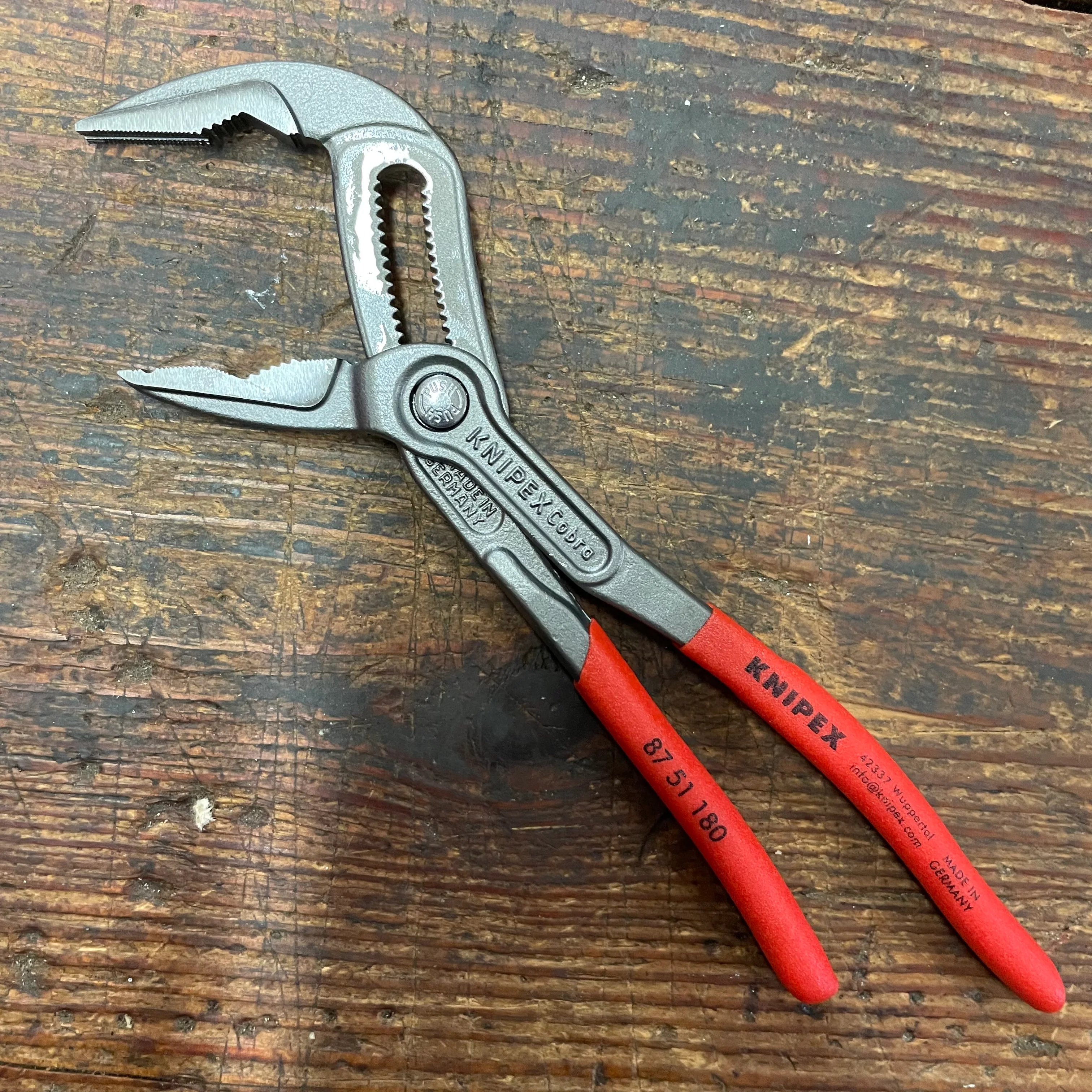 Knipex 7 1/4" Cobra ES Water Pump Pliers (8751180) - Image 3