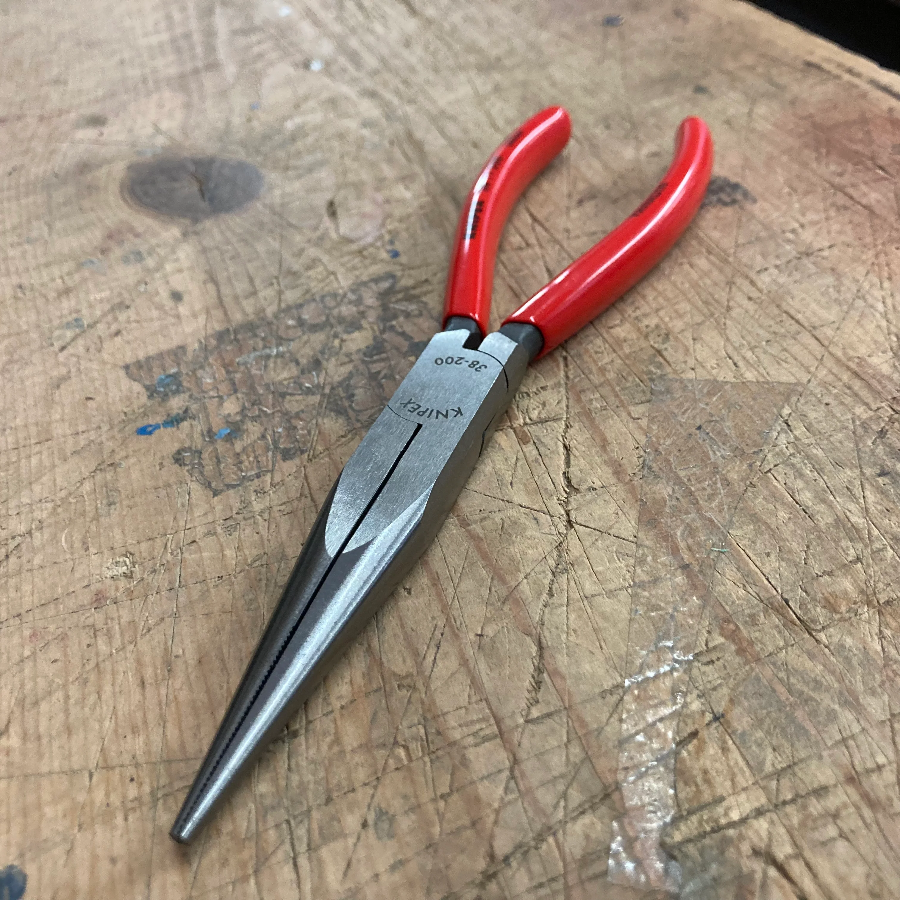 Knipex 8" Long Nose Pliers w/o Cutter (3811200) - Image 2
