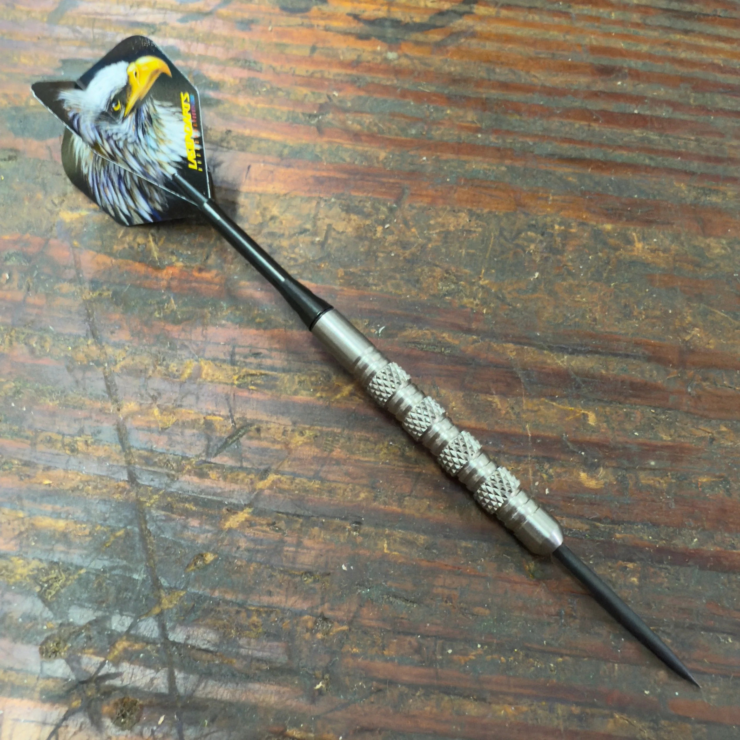 Silver Eagle Fixed Steel Tip Darts (3 pack) Knurled 24 Gram (LSEF224) - Image 2