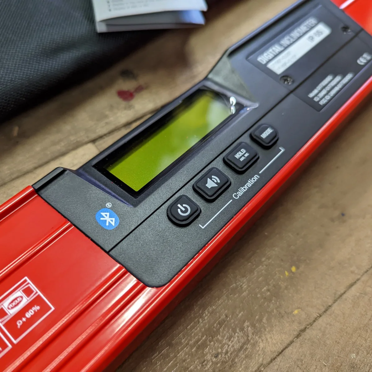 Big Red SOLA DIGITAL 24" Box Beam Level w/ Bluetooth (LSB24D) - Image 2