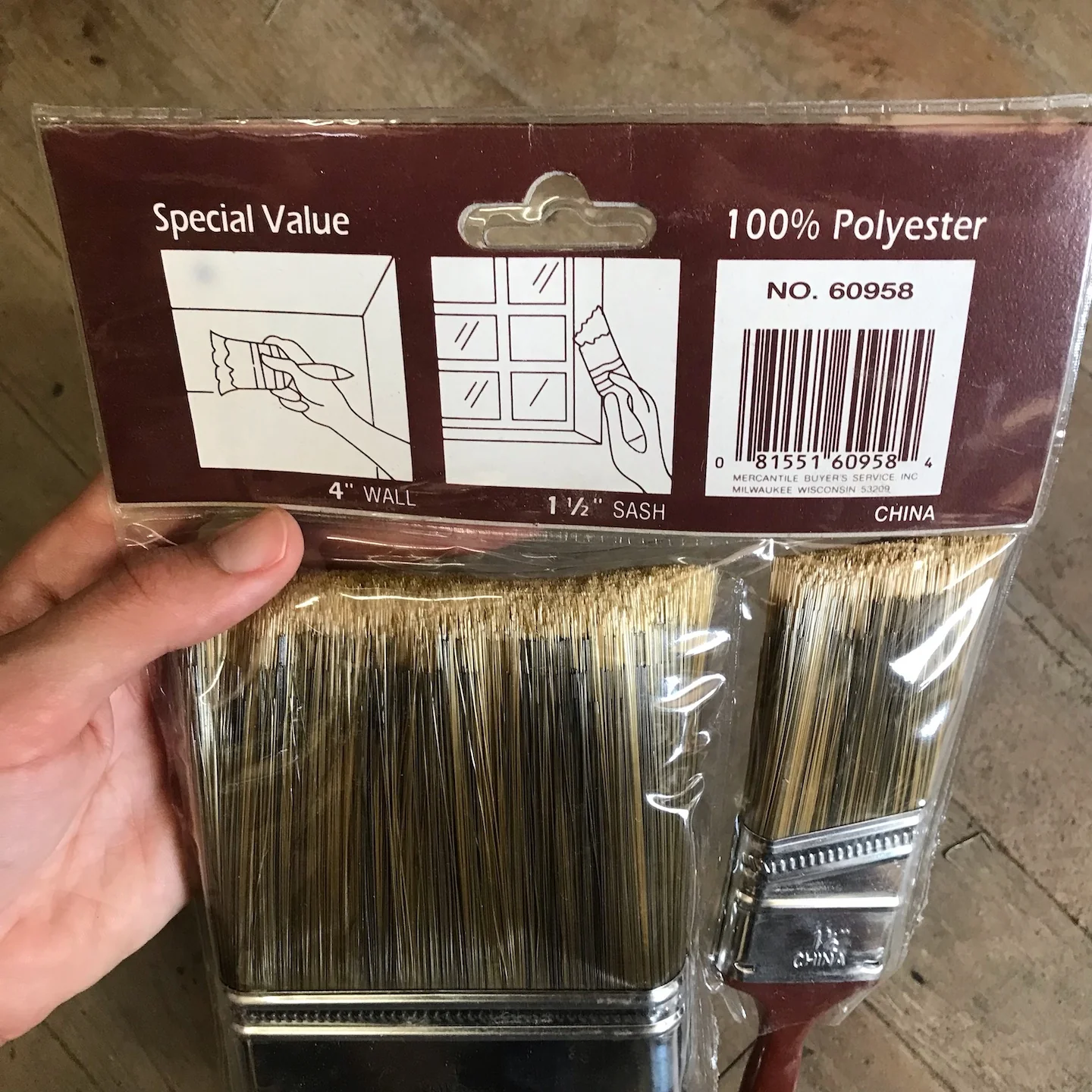 Standard Paint Brush Set 1-1/2" Brush and 4" Brush (60958) - Image 3