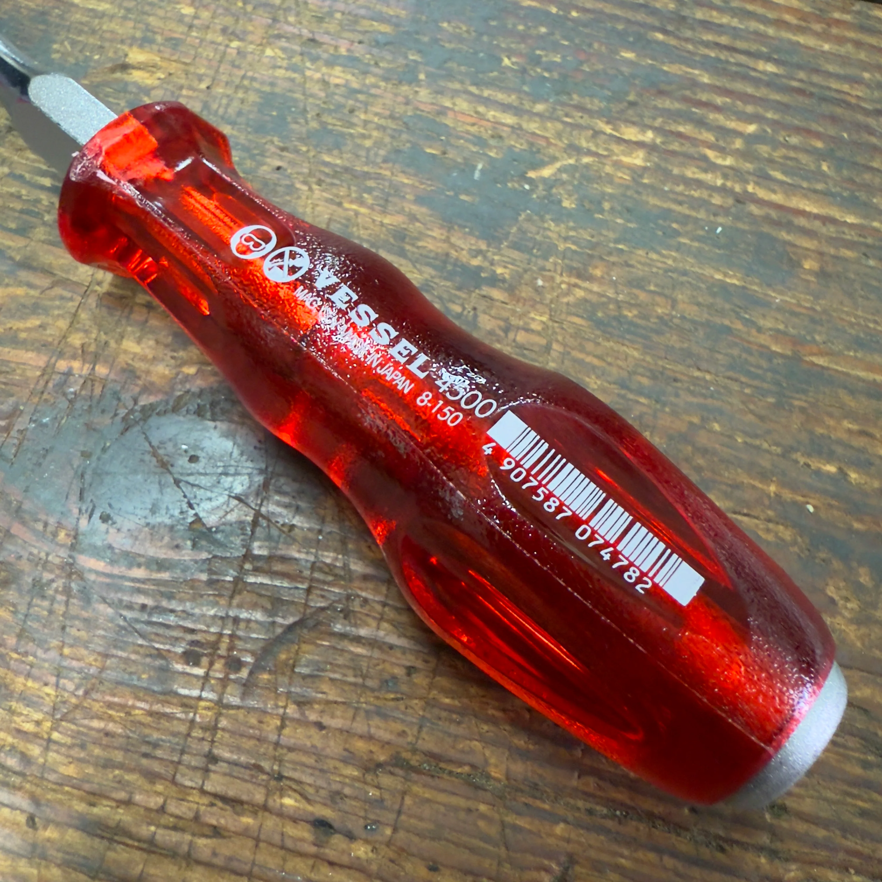 Vessel Slotted 8 x 150mm Power Grip Screw Driver (4500S8150) - Image 2