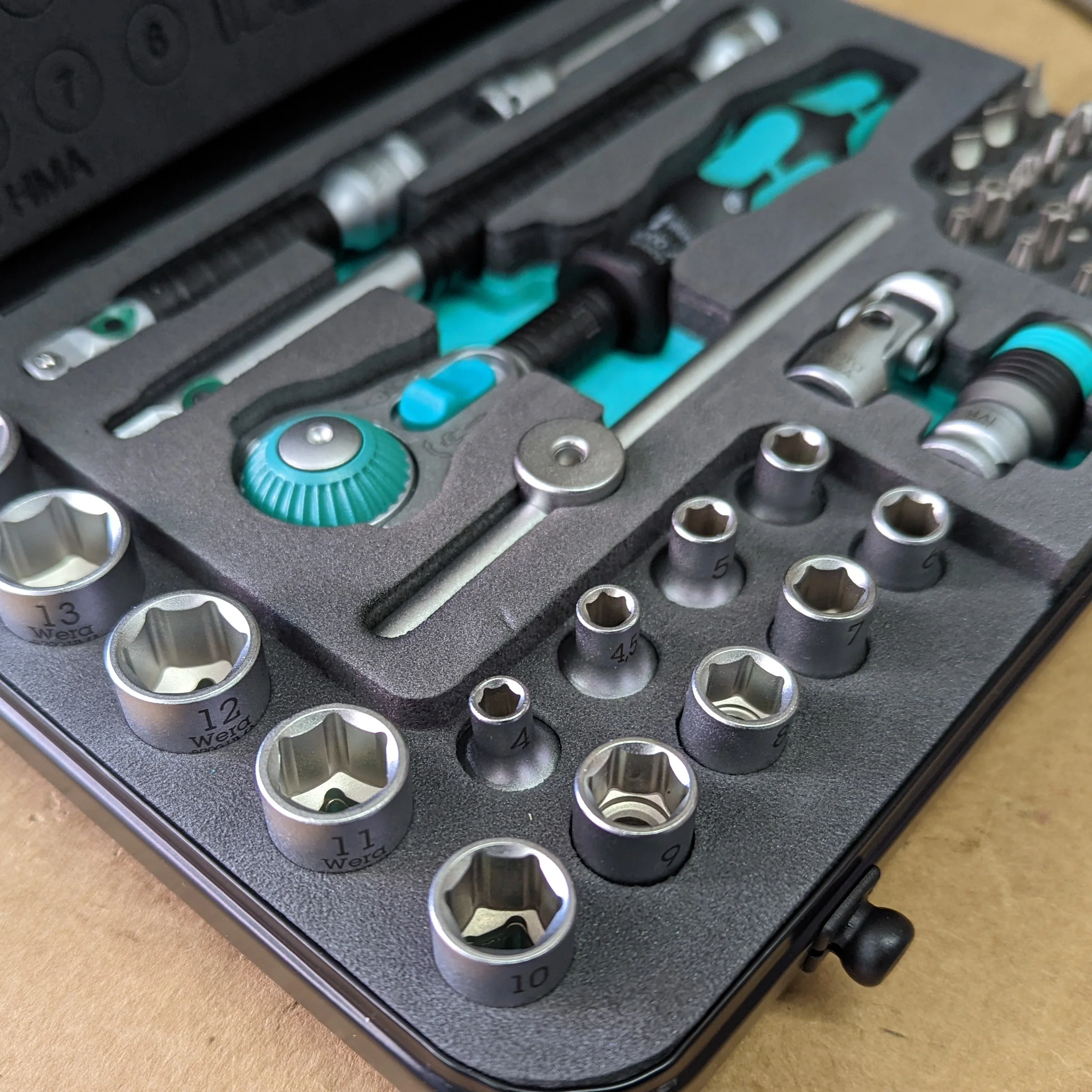 Wera 42-Piece 8100 Metric Zyklop Speed Ratchet Set, 1/4" drive (121103) (05003533001) - Image 4